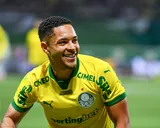 Vitor Roque : de flop du Barça à la finale de la Copa Libertadores