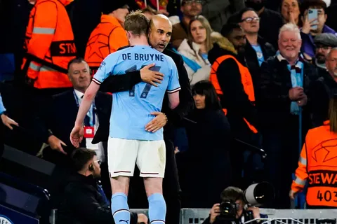 Manchester City : Guardiola revient sur son clash avec De Bruyne