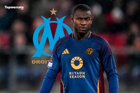 Mercato OM : pourquoi la piste Evan Ndicka se refroidit