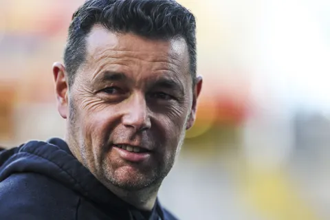 Mercato Lens : un ancien attaquant de l’ASSE comme 4e recrue, 2 départs à conclure… Les Sang et Or sur tous les fronts jusqu’au bout