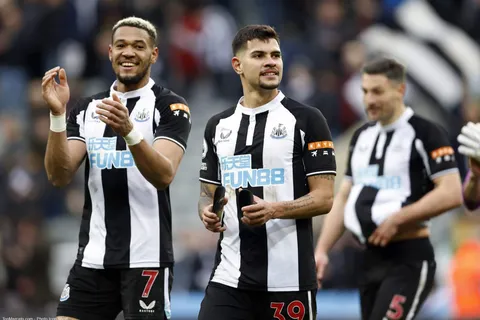 Mercato - Newcastle : le Real Madrid lorgnerait Bruno Guimaraes !