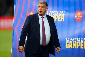 Mercato Barça : « Ils se sont fait passer pour offensés », Laporta règle ses comptes avec l’Atlético pour Alvarez