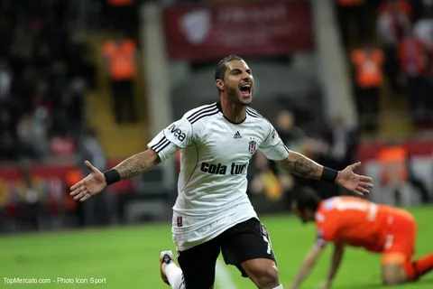Besiktas : Quaresma quitte le club (Officiel)