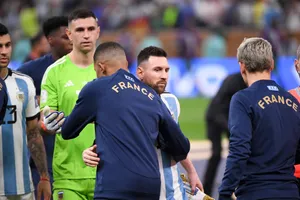 “Il faudrait une offre d’au moins 117 M€”, un prix XXL fixé pour le pire ennemi des Bleus