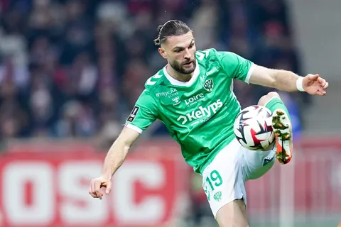 Mercato ASSE : les Verts ont tranché pour Léo Pétrot