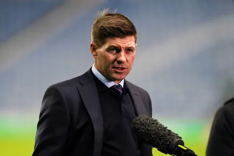 Aston Villa : Gerrard annonce la couleur avant ses retrouvailles avec Liverpool