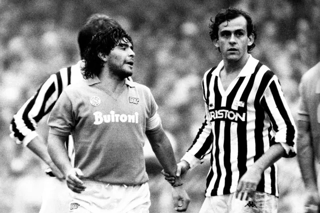 Barça : Xavi rend hommage à Maradona