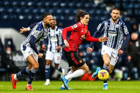 Mercato - MU : pas à l’aise en Angleterre, Cavani discute avec Boca Juniors