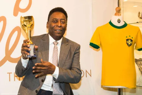 Mercato - Le jour où Pelé était proche de signer au PSG !