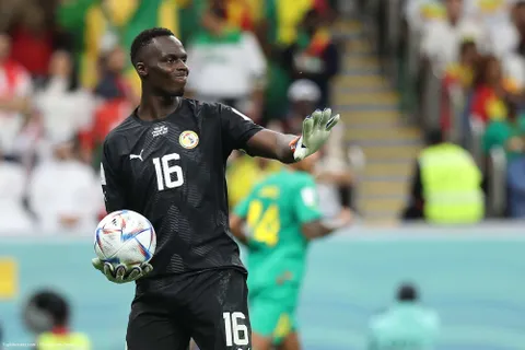 Mercato - Chelsea : deux clubs de Ligue 1 lorgnent Edouard Mendy