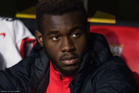 Séville : le contrat de Gnagnon résilié pour manque de professionnalisme ?