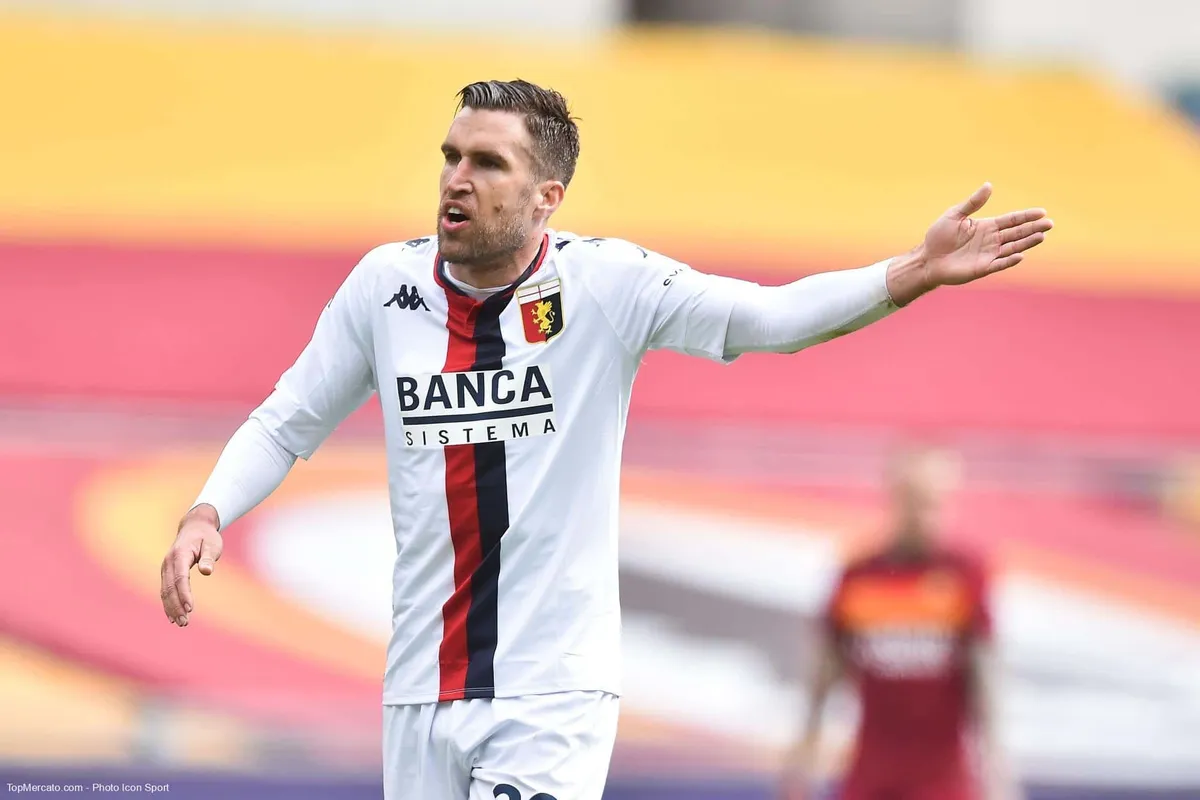 Kevin Strootman, Genoa