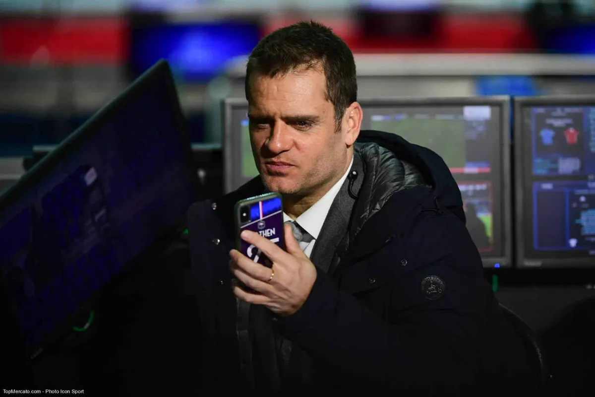 « C’est totalement ridicule », Rothen recadre un joueur de l’OM