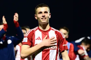 Mercato Manchester United : une offre de 28 M€ refusée pour l’espoir Christos Mouzakitis ?