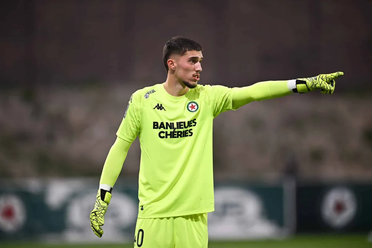 Robin Risser Red Star