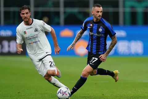 Mercato - Barça : Xavi vise un milieu de l’Inter Milan