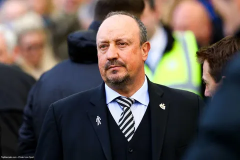 Officiel Mercato - Everton : Benitez succède à Ancelotti