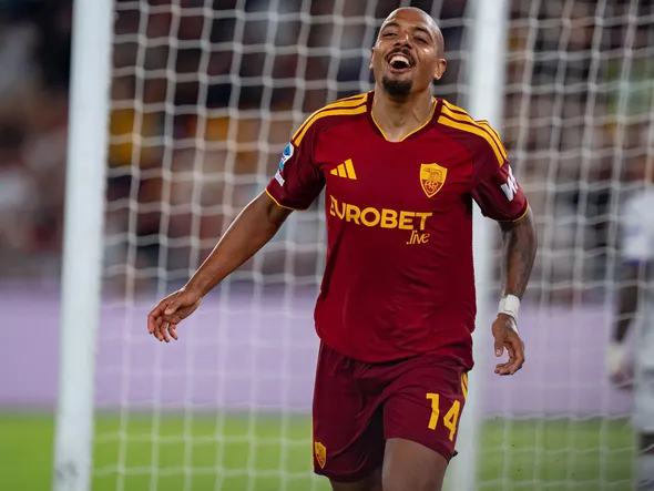 Encore buteur avec la Roma, Donyell Malen enchante l’Italie et s’impose comme la meilleure recrue de l’année 2026