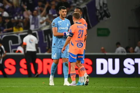 Quiz foot : l’OM sort une tunique spéciale 125 ans, testez-vous sur les maillots originaux les plus fous !