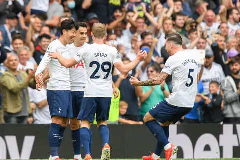 Premier League : Tottenham tombeur de Watford et seul leader