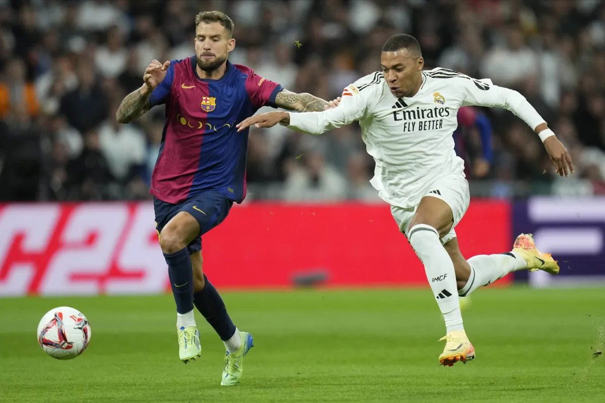 Inigo Martinez, Kylian Mbappé, Barça, Real Madrid