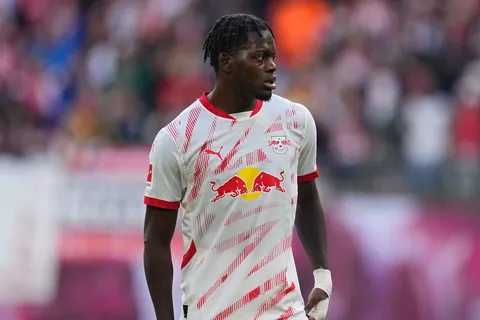 Mercato - Real Madrid, Chelsea : Castello Lukeba évalué à 71 M€