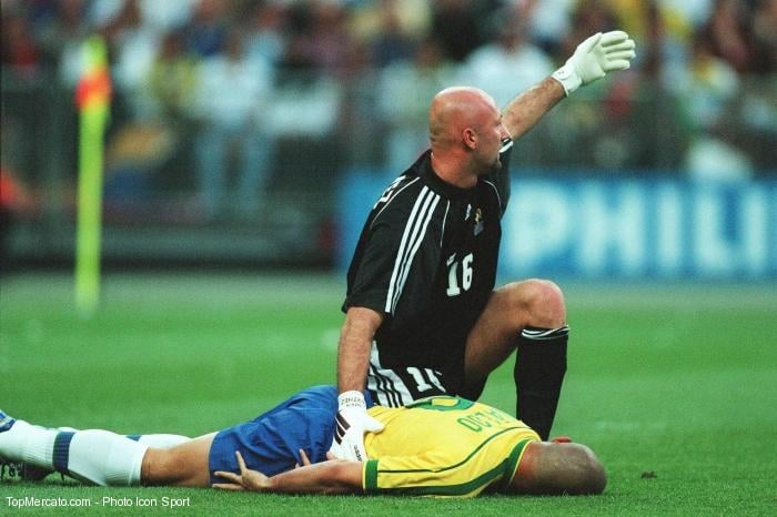 Rétro Coupe du monde : l'étrange maladie de Ronaldo avant la grande finale (1998)