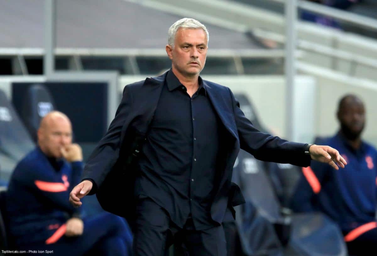 AS Roma : Mourinho connaît sa sanction après son expulsion