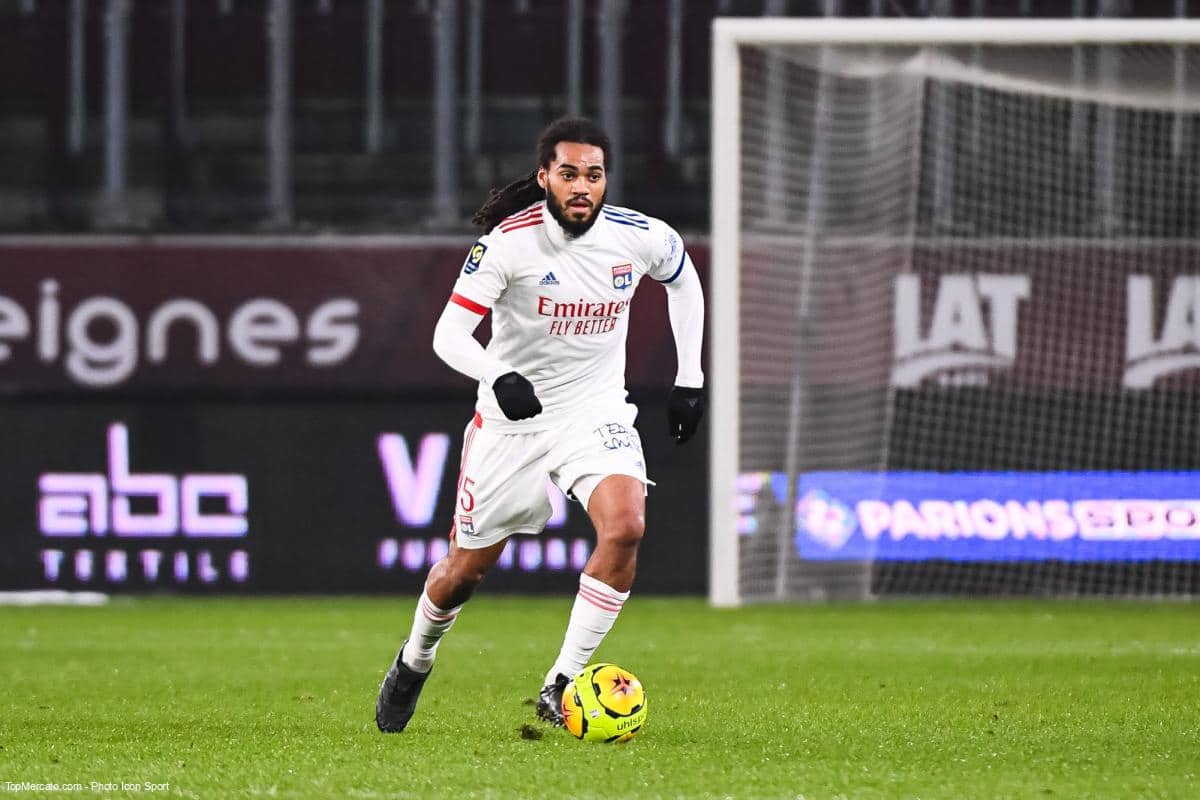 OL : quatre clubs espagnols sur Denayer