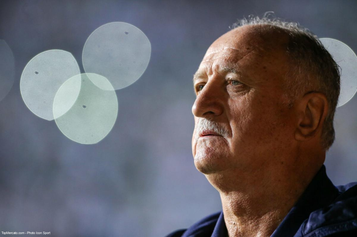 Scolari cartonne un prétendant au banc de touche du Brésil