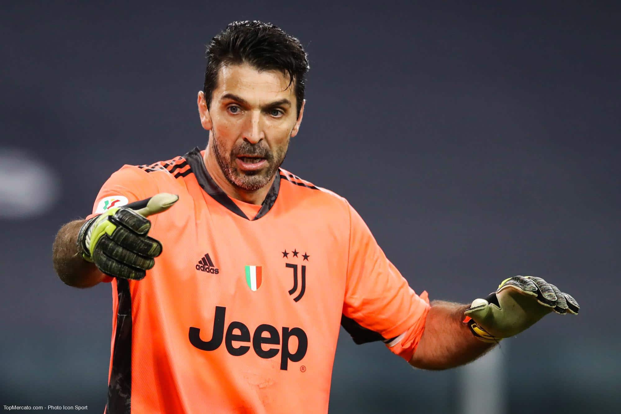 PSG : le message sympa de Buffon pour Donnarumma