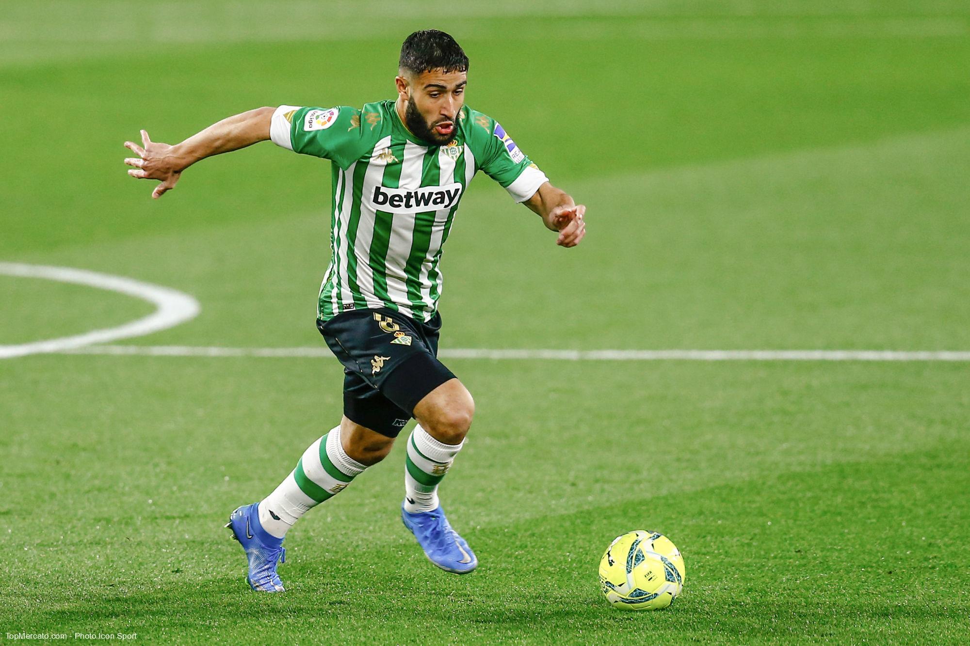 Betis : les trois équipes de Premier League qui ciblent Fekir