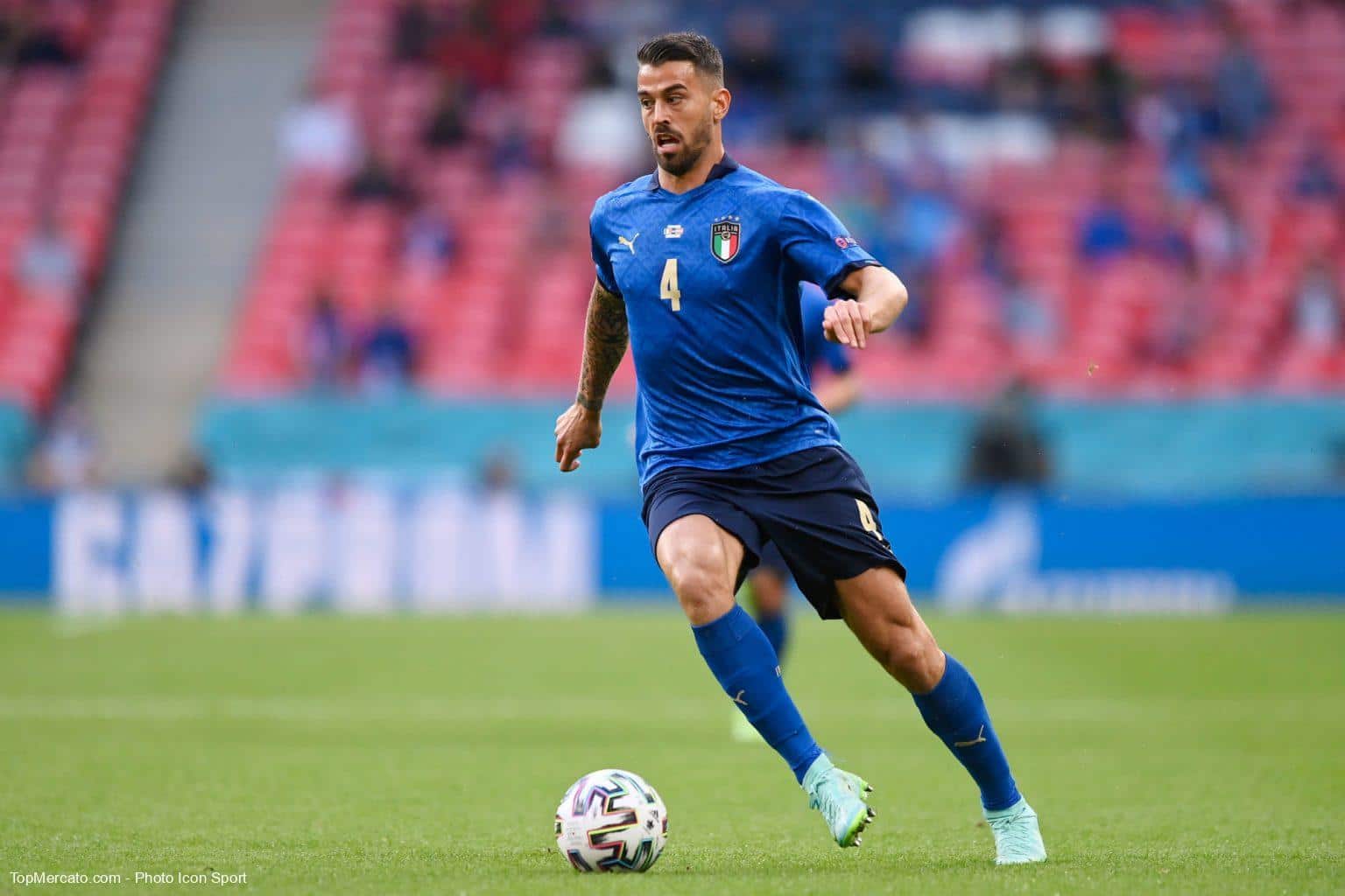 Spinazzola has created so much from left back, we need players like shaw mercato #chelsea are looking at as roma's leonardo #spinazzola as a possible replacement for emerson palmieri who. Spinazzola : une très mauvaise nouvelle pour Spinazzola | Footpost