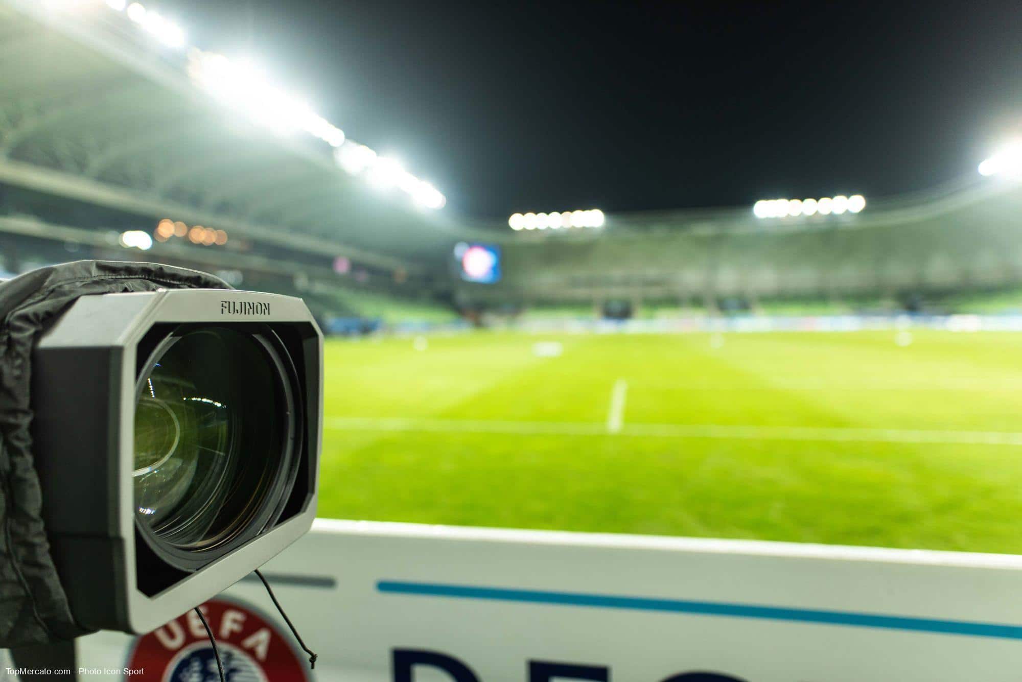 TV : le programme foot des matchs de ce soir, lundi 29 novembre