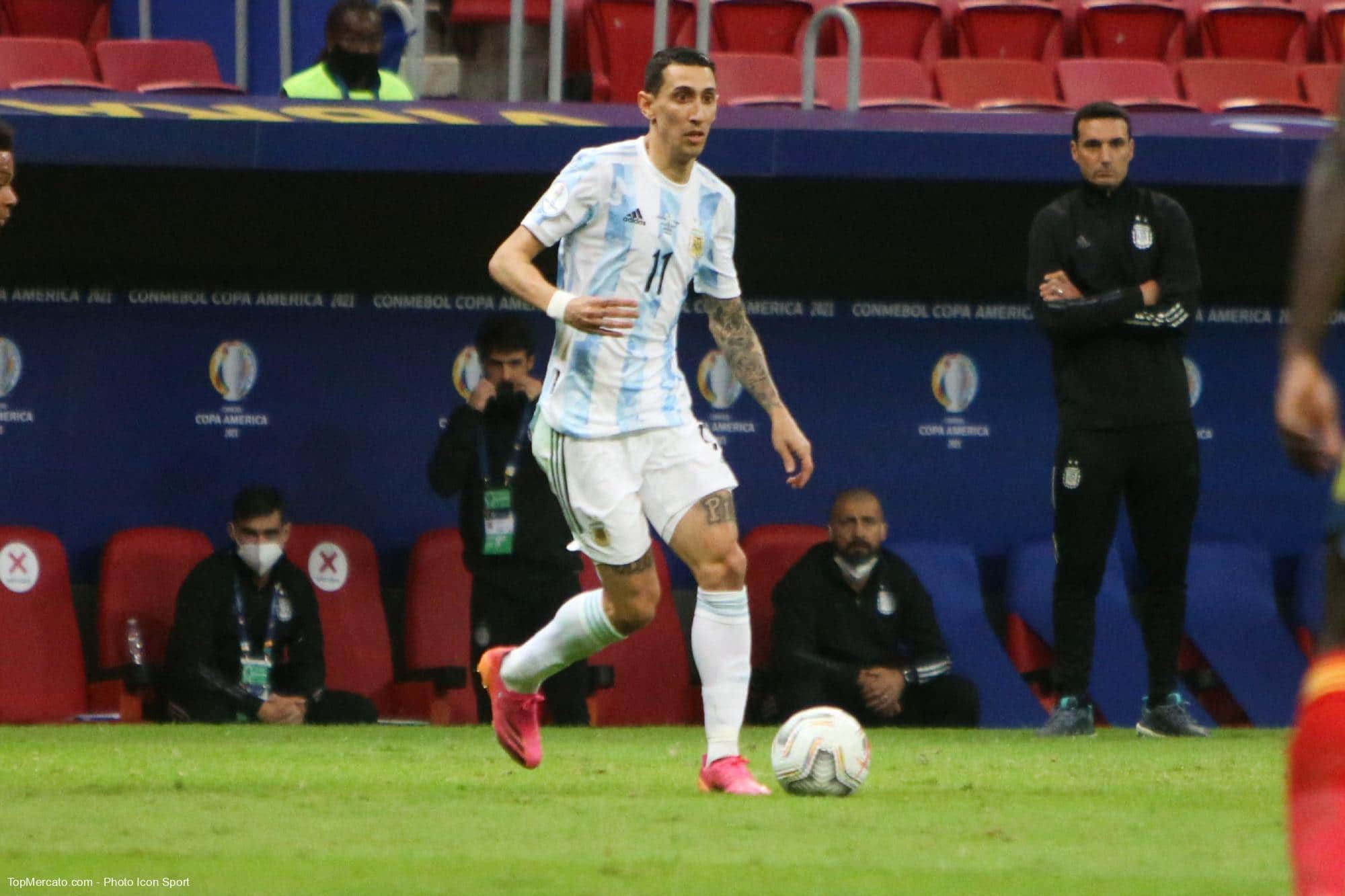 Argentine : après Messi, Di Maria évoque aussi son avenir