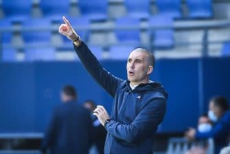 Laurent Batlles, Troyes