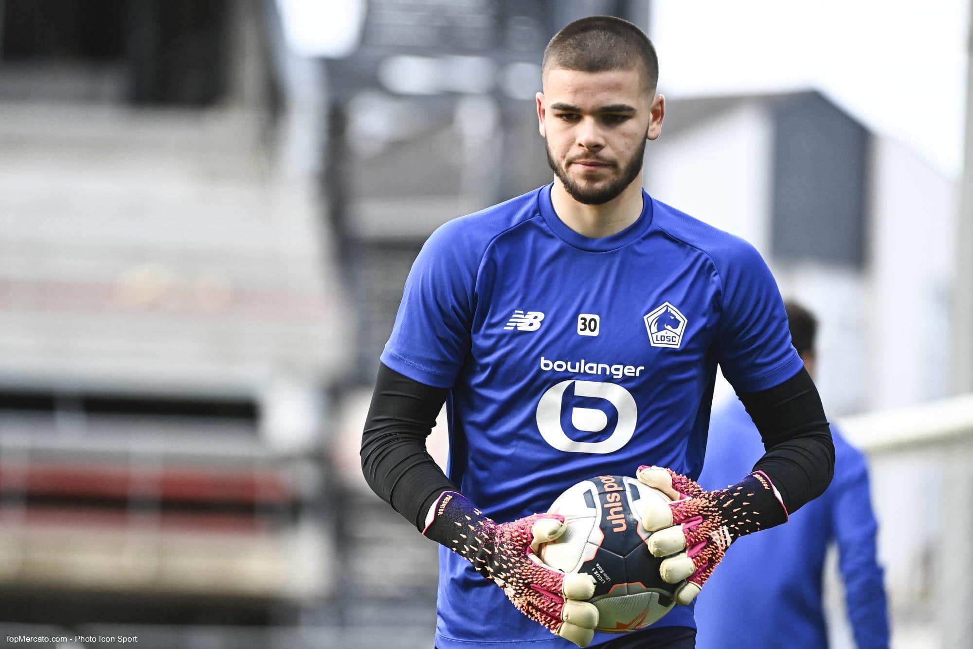 Mercato - Lille : le gardien Chevalier prêté à Valenciennes Mercato - Lille : le gardien Chevalier prêté à Valenciennes