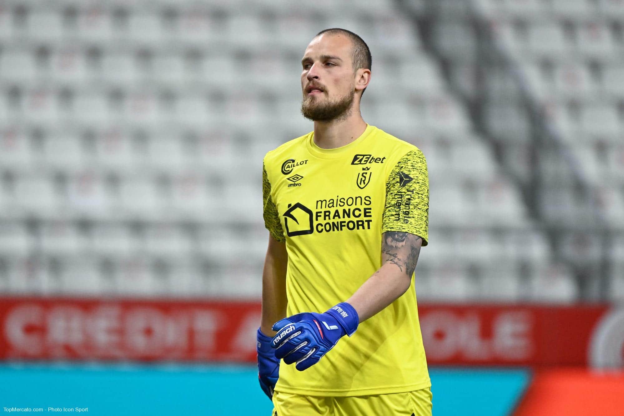 Reims : un départ en Liga pour Rajkovic ?