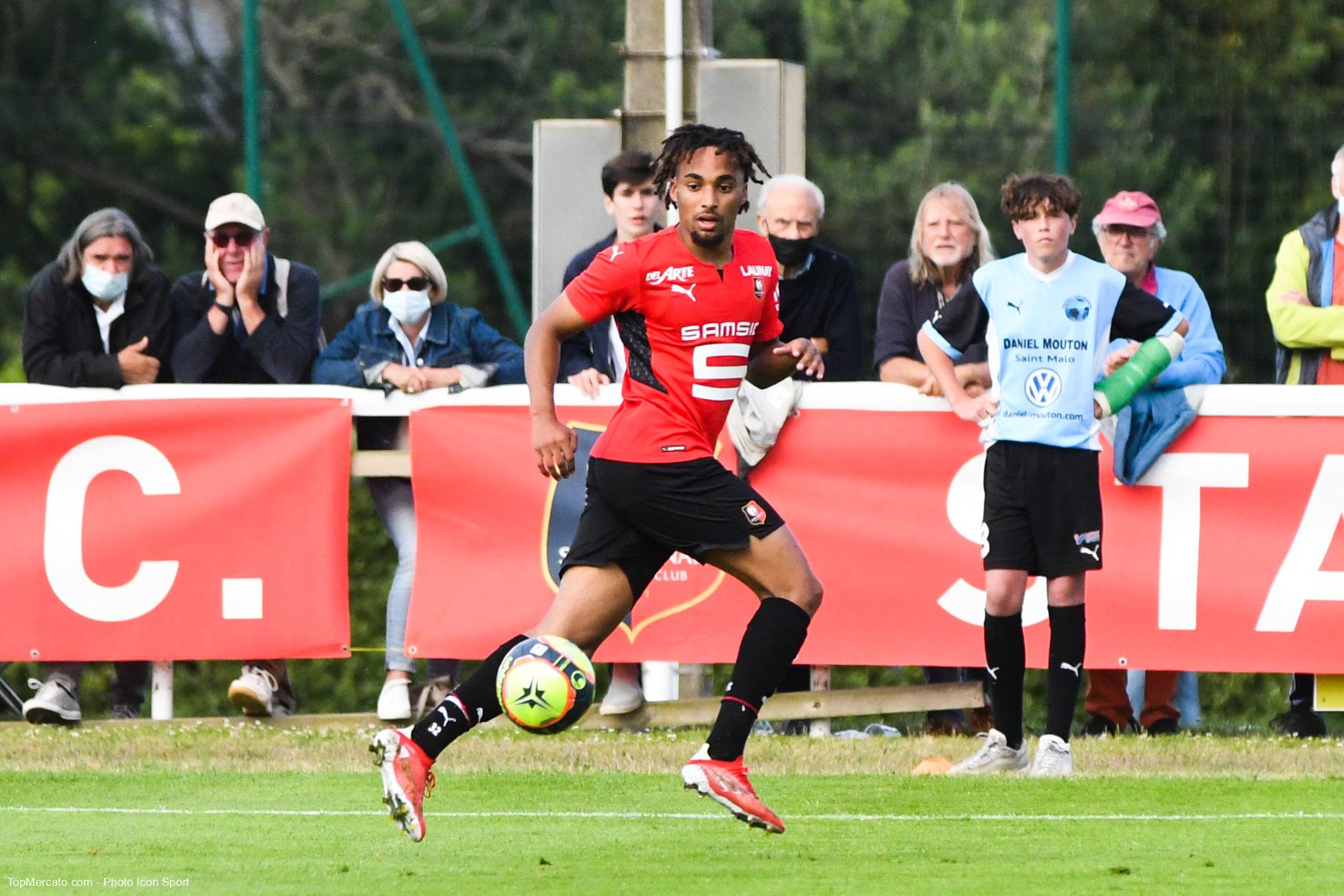 Sacha Boey, Rennes
