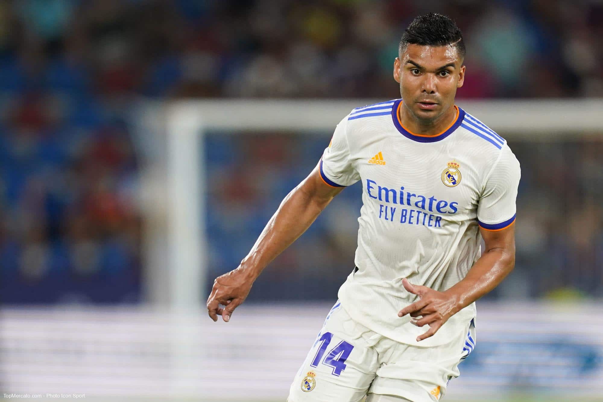 Real Madrid : Casemiro vers le PSG ou la Juve ?