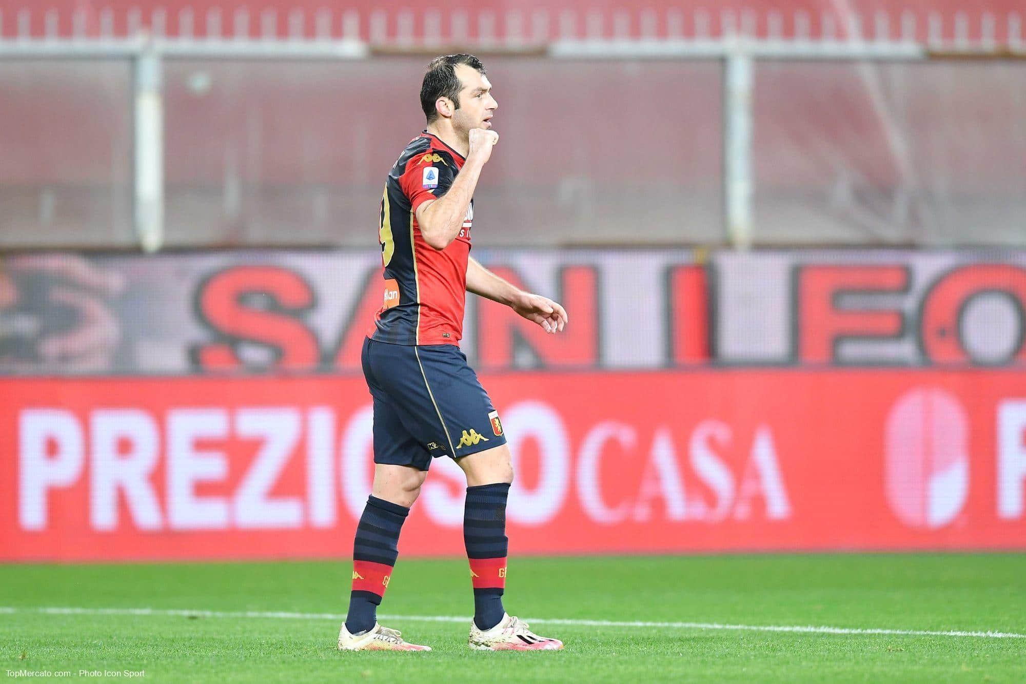 Goran Pandev, Genoa