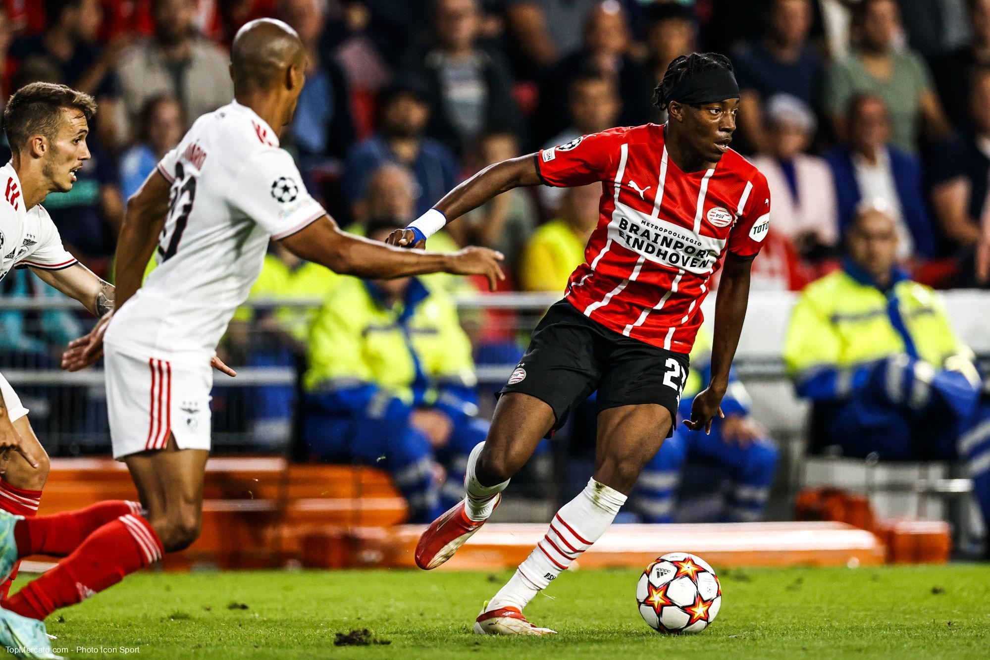 Noni Madueke, PSV Eindhoven