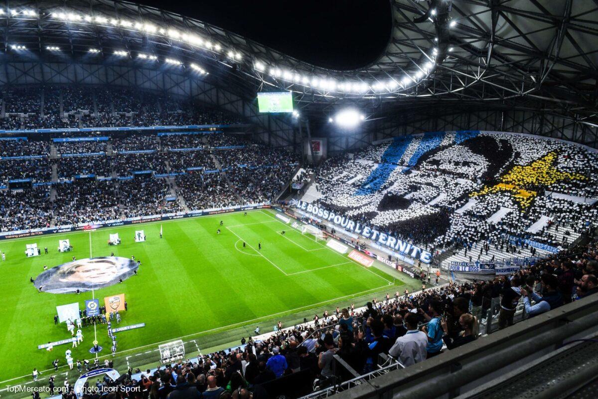 Omaggio a Bernard Tapie Velodrome, partita OM Olympique de Marseille-FCL Lorient