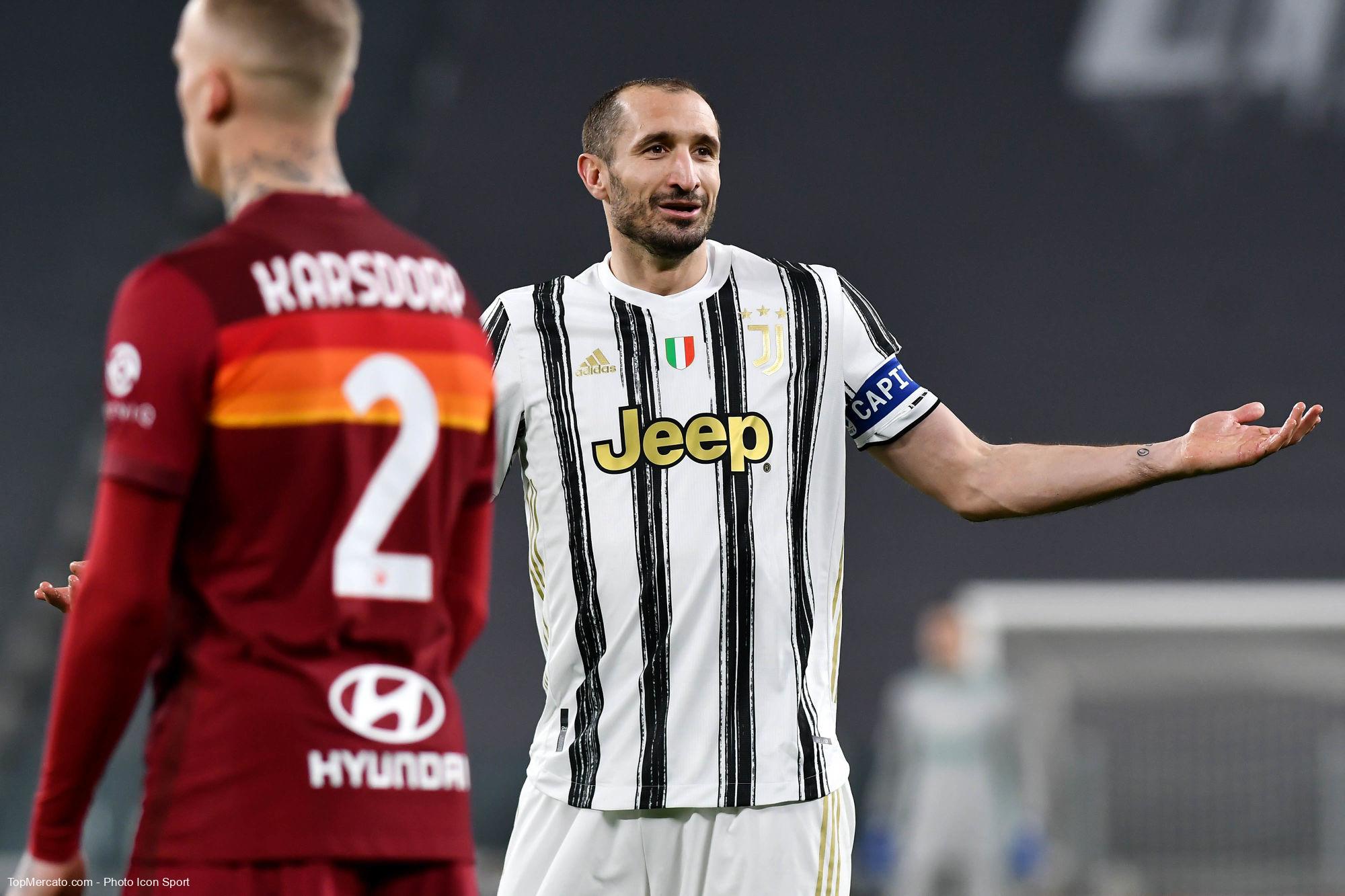 Juventus : Chiellini privilégie une expérience à l'étranger