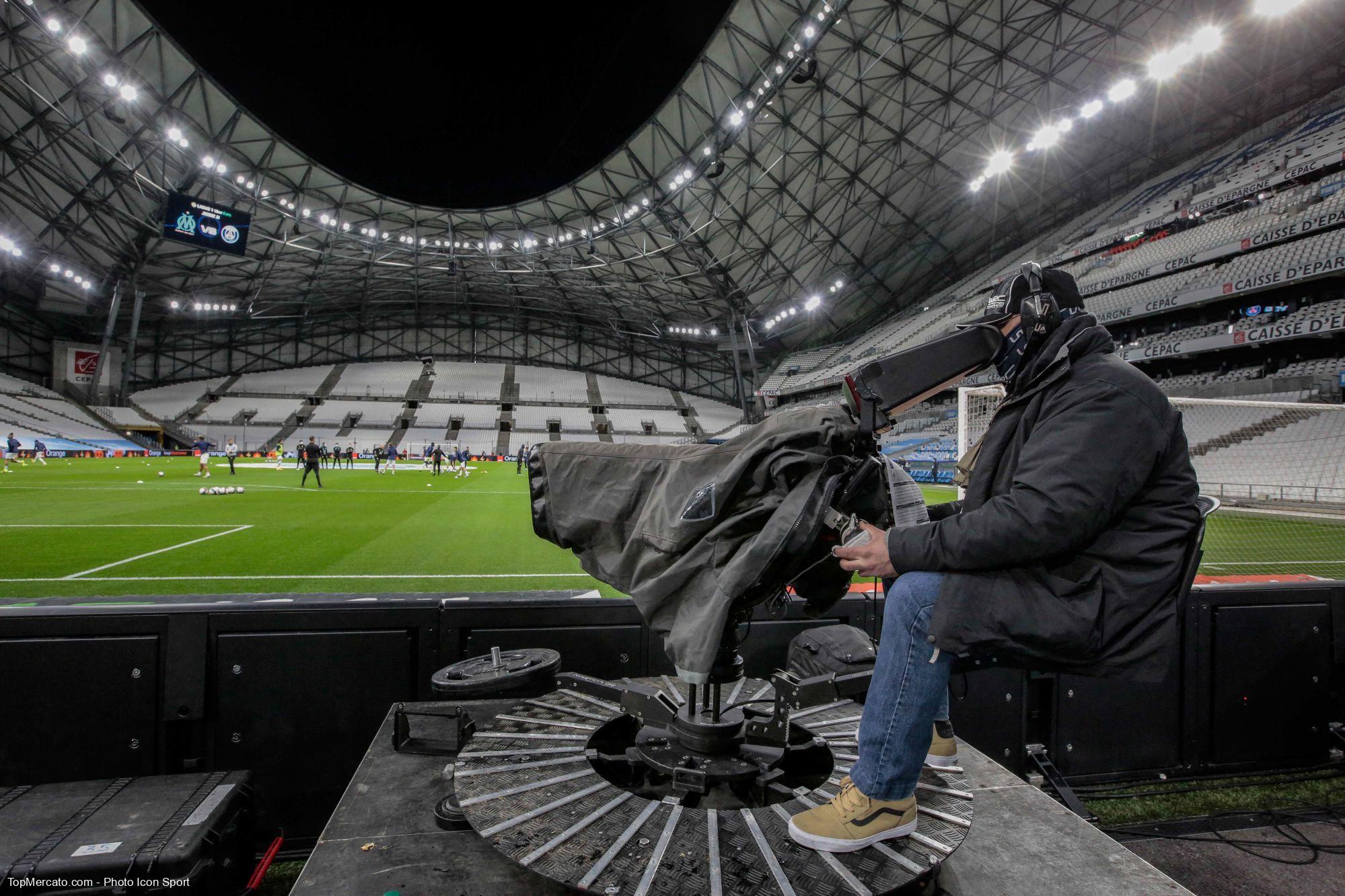 OM Olympique de Marseille Velodrome, television