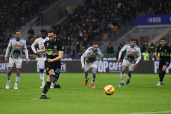 Hakan Calhanoglu, match Inter Milan-Naples