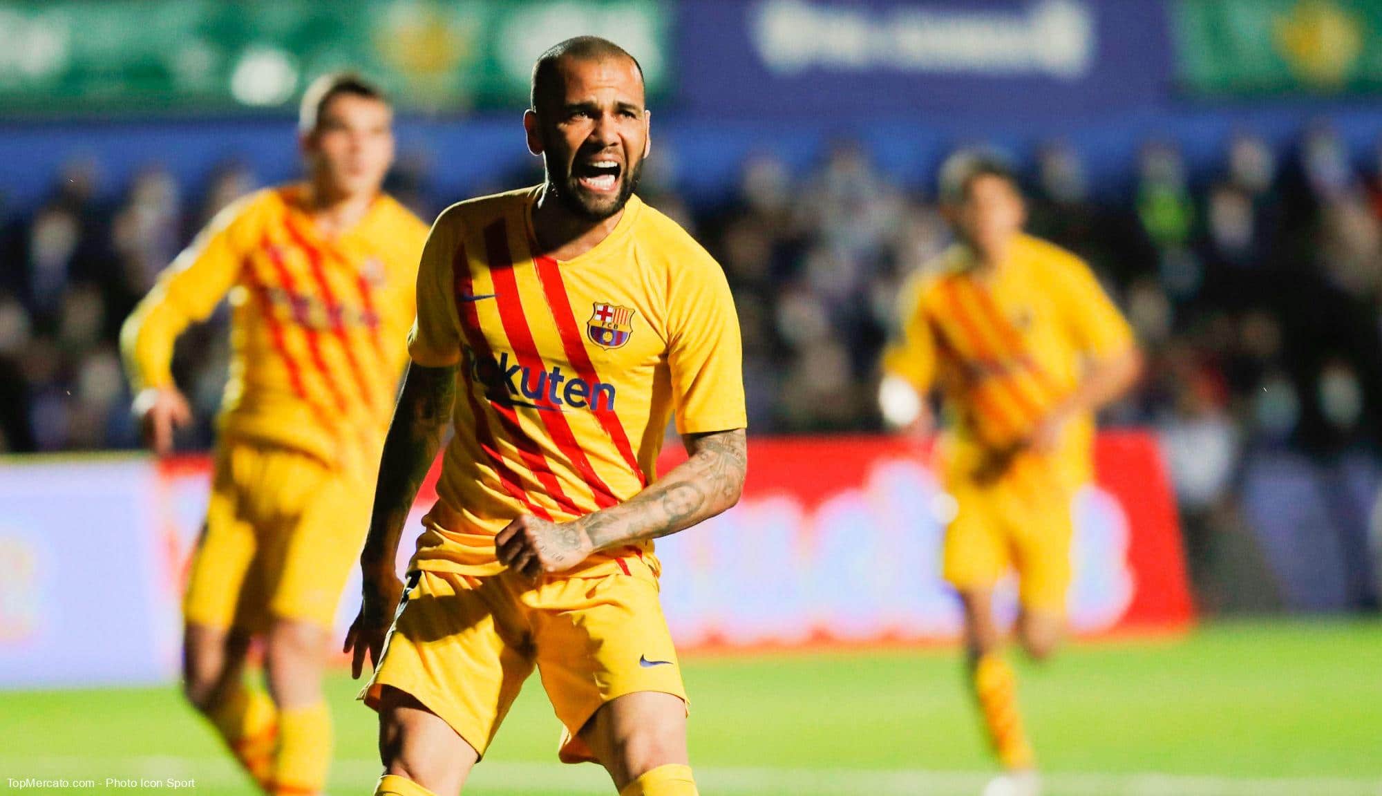 Barça : Dani Alves laissé libre ?