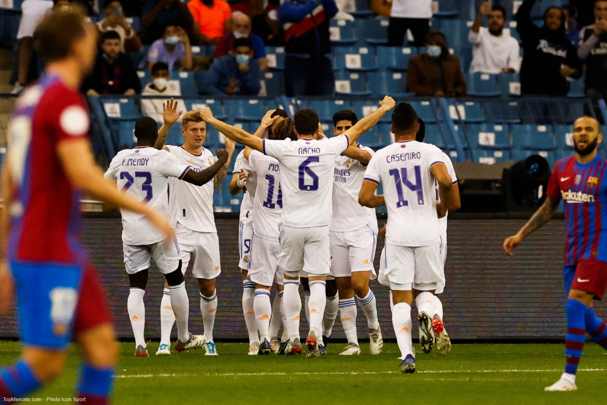 Supercoupe d'Espagne : le Real Madrid élimine le Barça en demi-finales