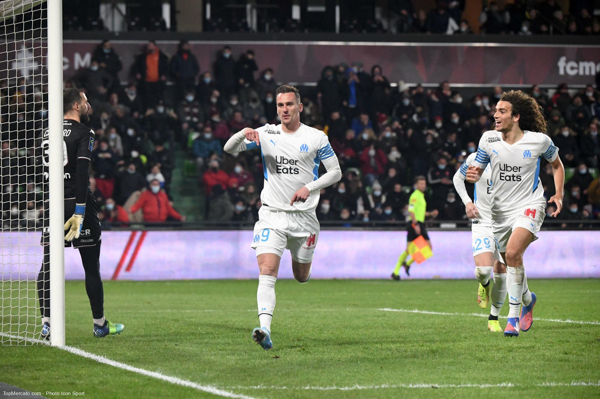 OM : un club de seconde zone sur Milik ?