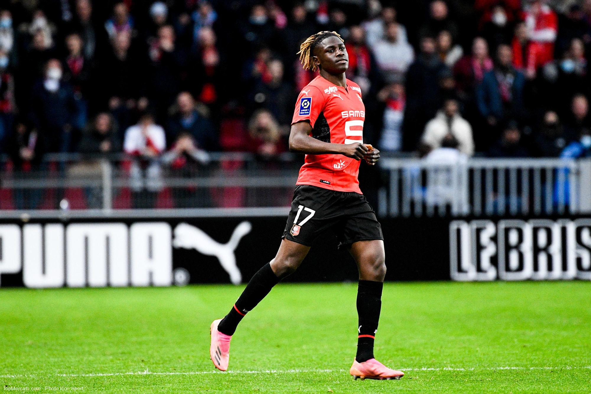 Rennes : un jeune ailier prolonge son contrat